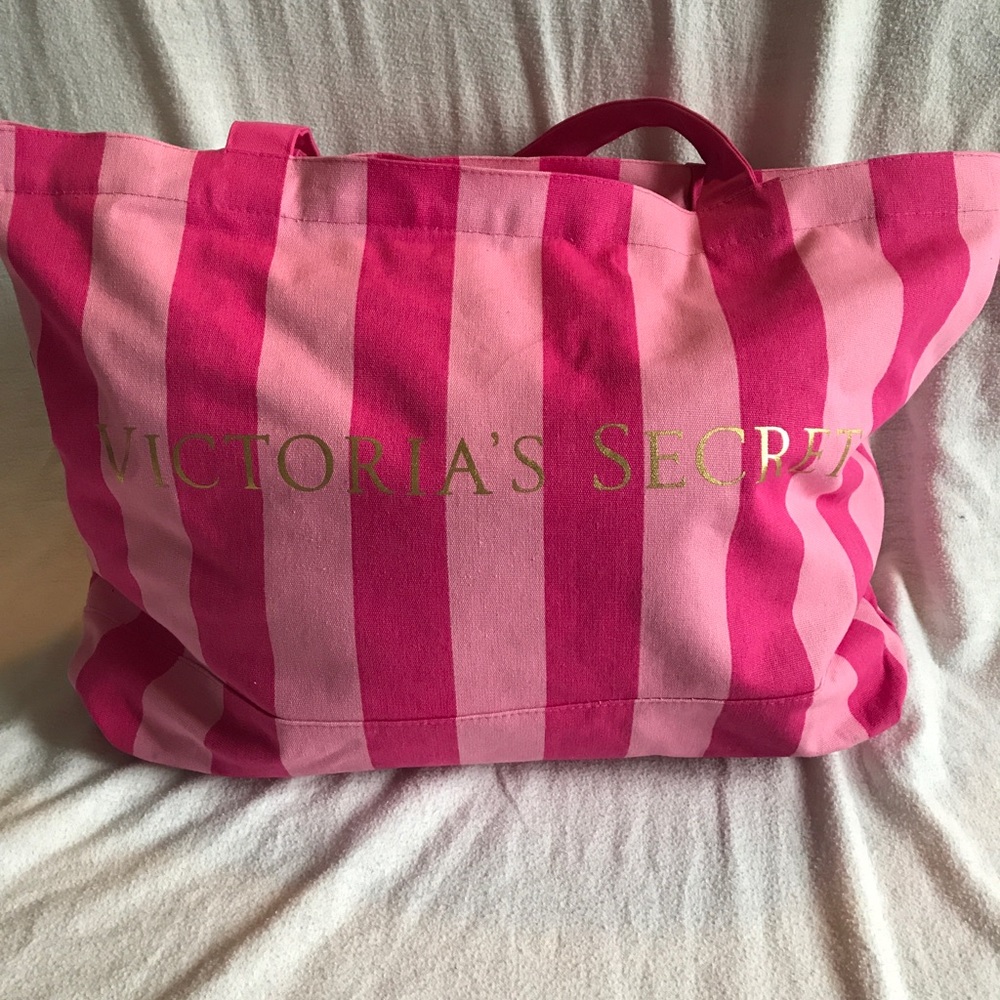 Victoria’s Secret Zipper Tote